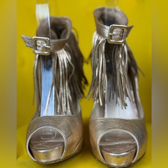 Christian Louboutin Veau Velours Fringe Courtain Pumps In Cafe Creme Size 38 - Picture 4 of 14